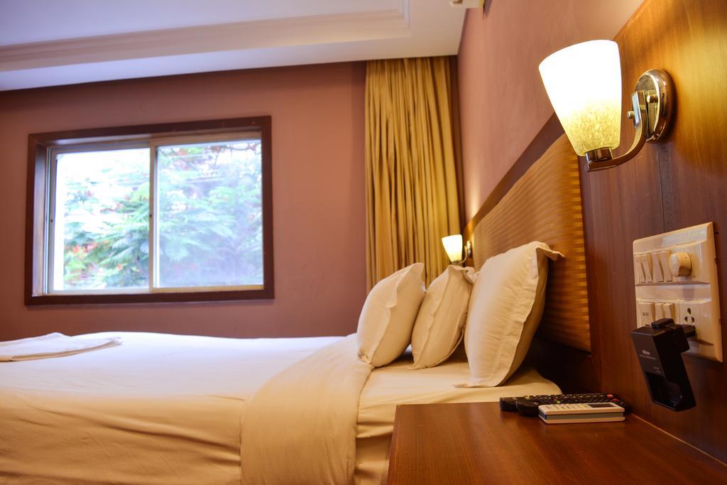Serene Boutique Hotel Bengalúr Exteriér fotografie