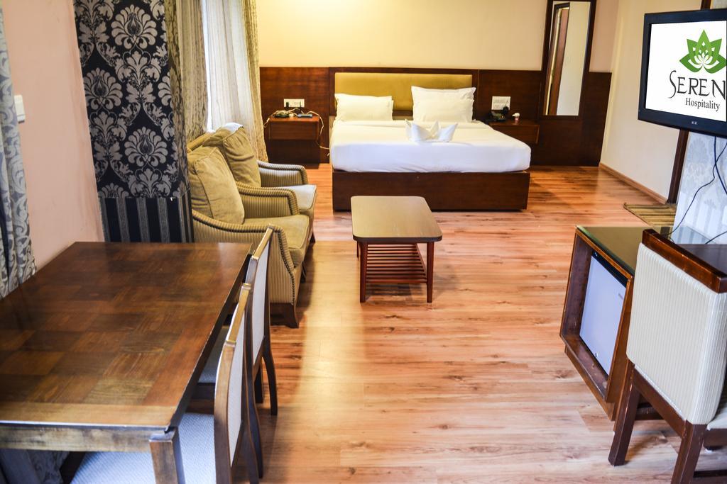 Serene Boutique Hotel Bengalúr Exteriér fotografie